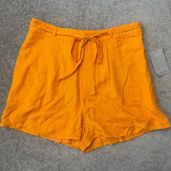 Lulus Pants - Lulus Shorts Womens Large Orange Rayon Linen Blend Lined Belted Pockets NEW